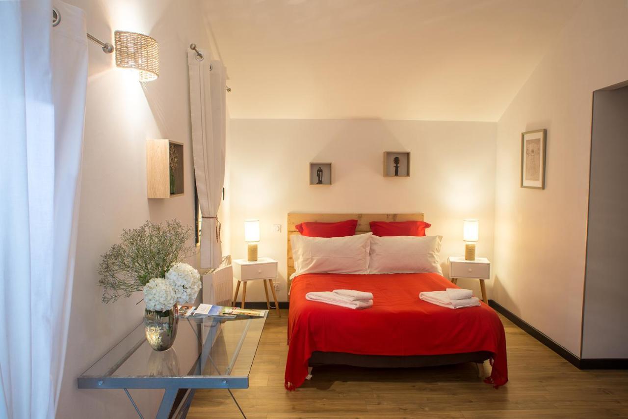 MAISON MAUPAS Chambre Rouge Bellesserre Extérieur photo