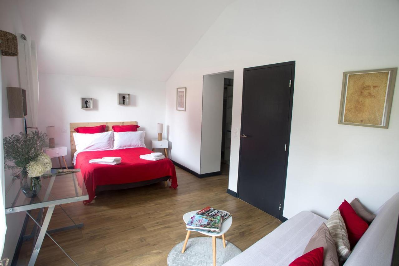 MAISON MAUPAS Chambre Rouge Bellesserre Extérieur photo